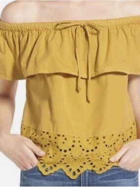 Madewell Mustard Yellow Off-Shoulder Eyelet Hem Top Size Large